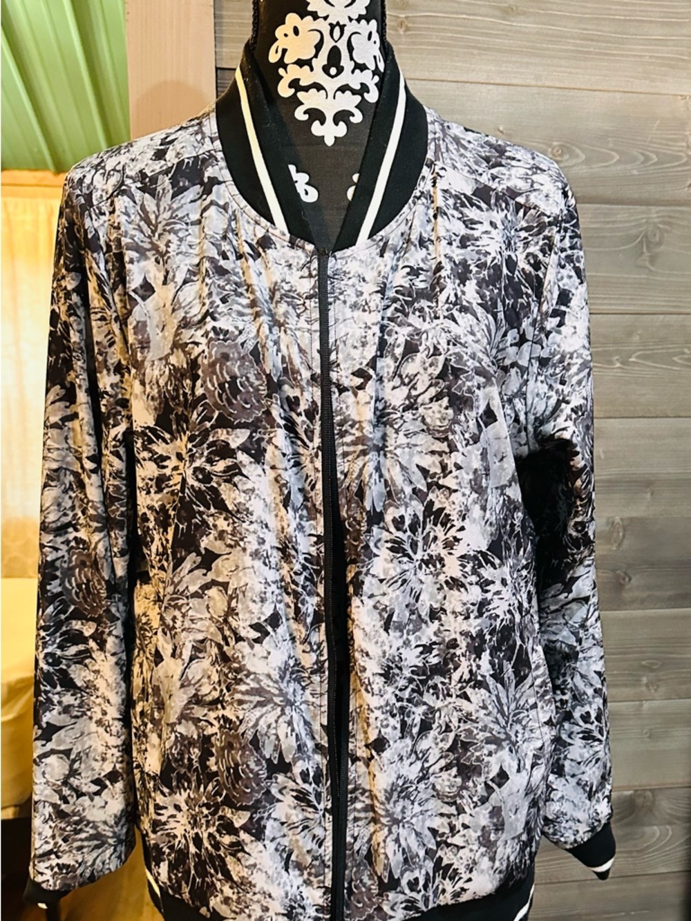 bcg Black and White Floral Print Bomber Jacket